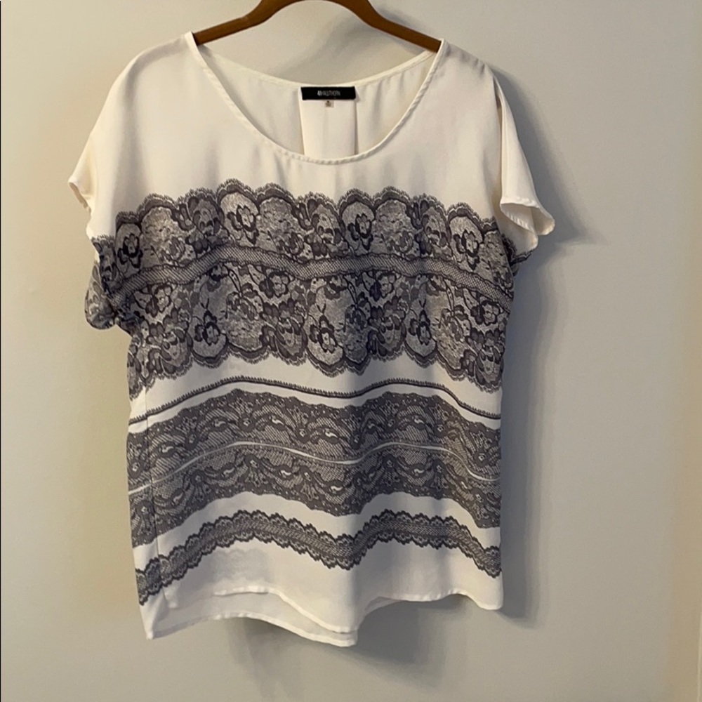 Ladies top